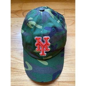 Women’s NY Mets Camouflage Baseball Cap